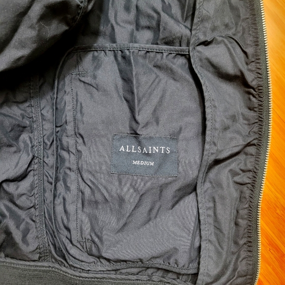 AllSaints Men’s Black Bomber Jacket Streetwear Zip-Up Lightweight Designer Coat - Picture 3 of 3
